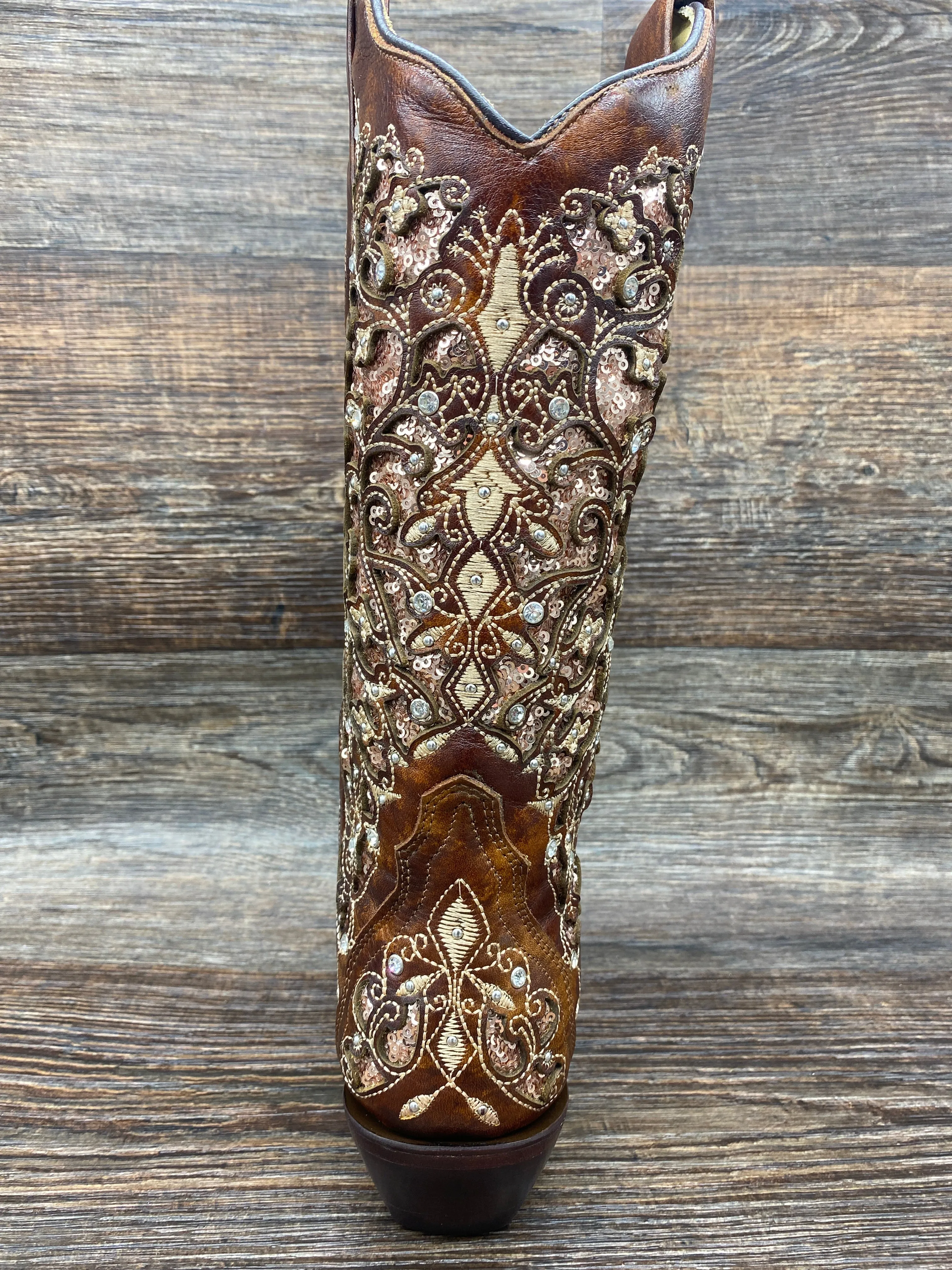 a3671 Women’s Inlay & Embroidery Snip Toe Western Boot by Corral