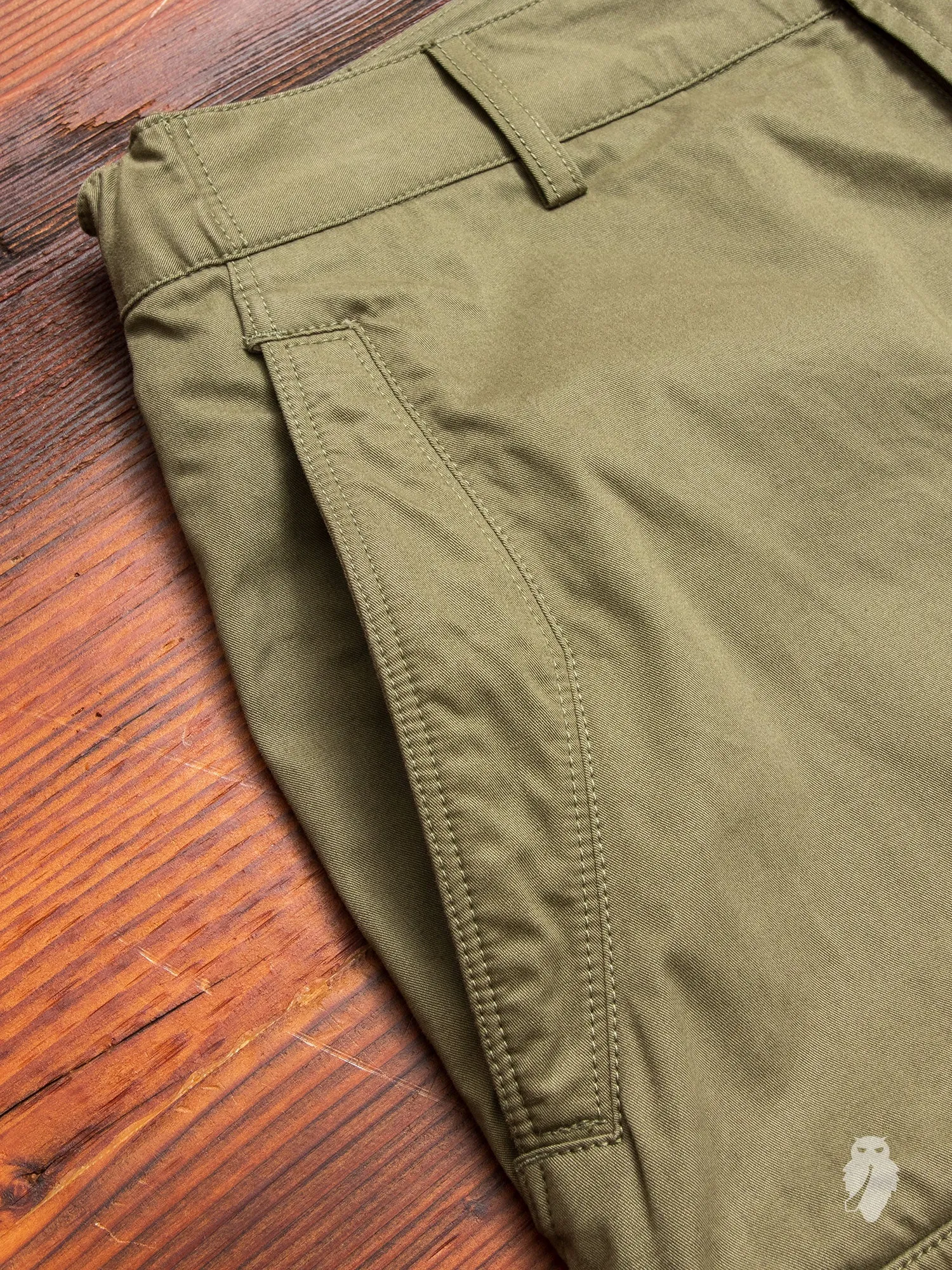 Cropped Cargo Pants in Maha Olive