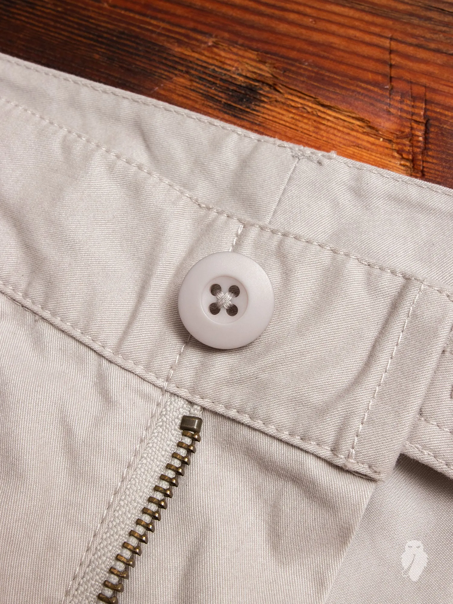 Cropped Cargo Pants in Stone