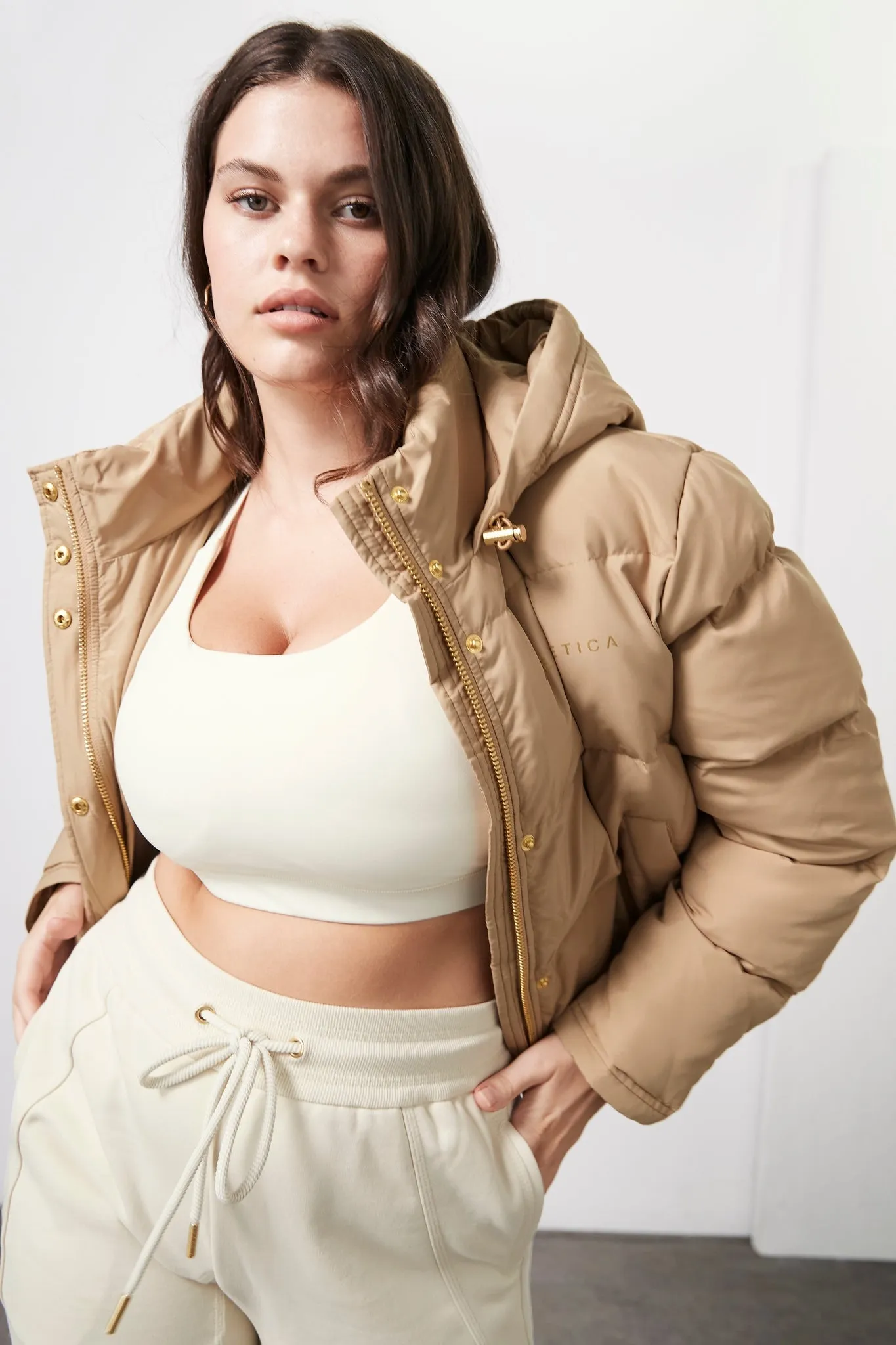 Cropped Signature Logo Hooded Puffer 711