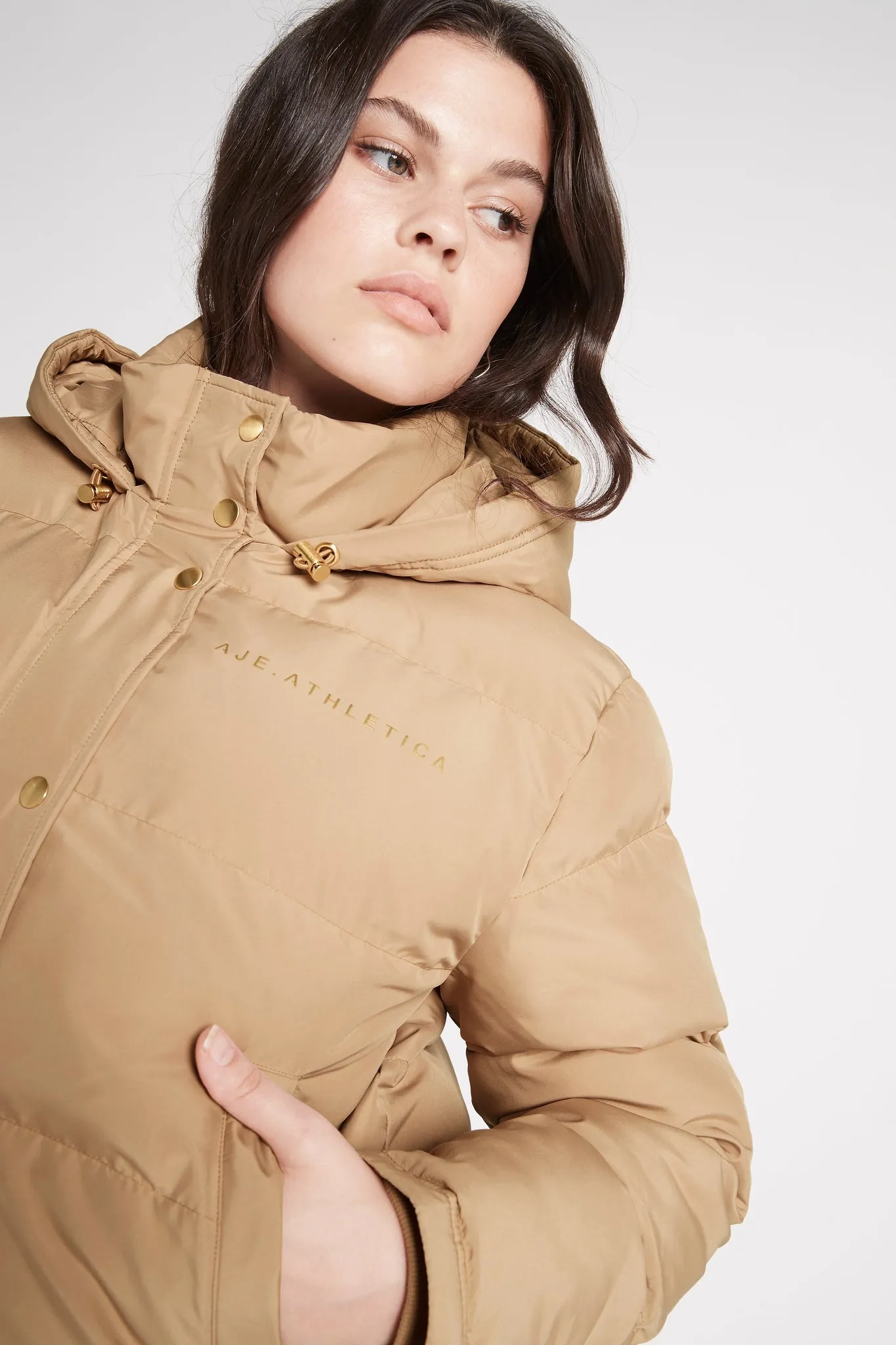 Cropped Signature Logo Hooded Puffer 711