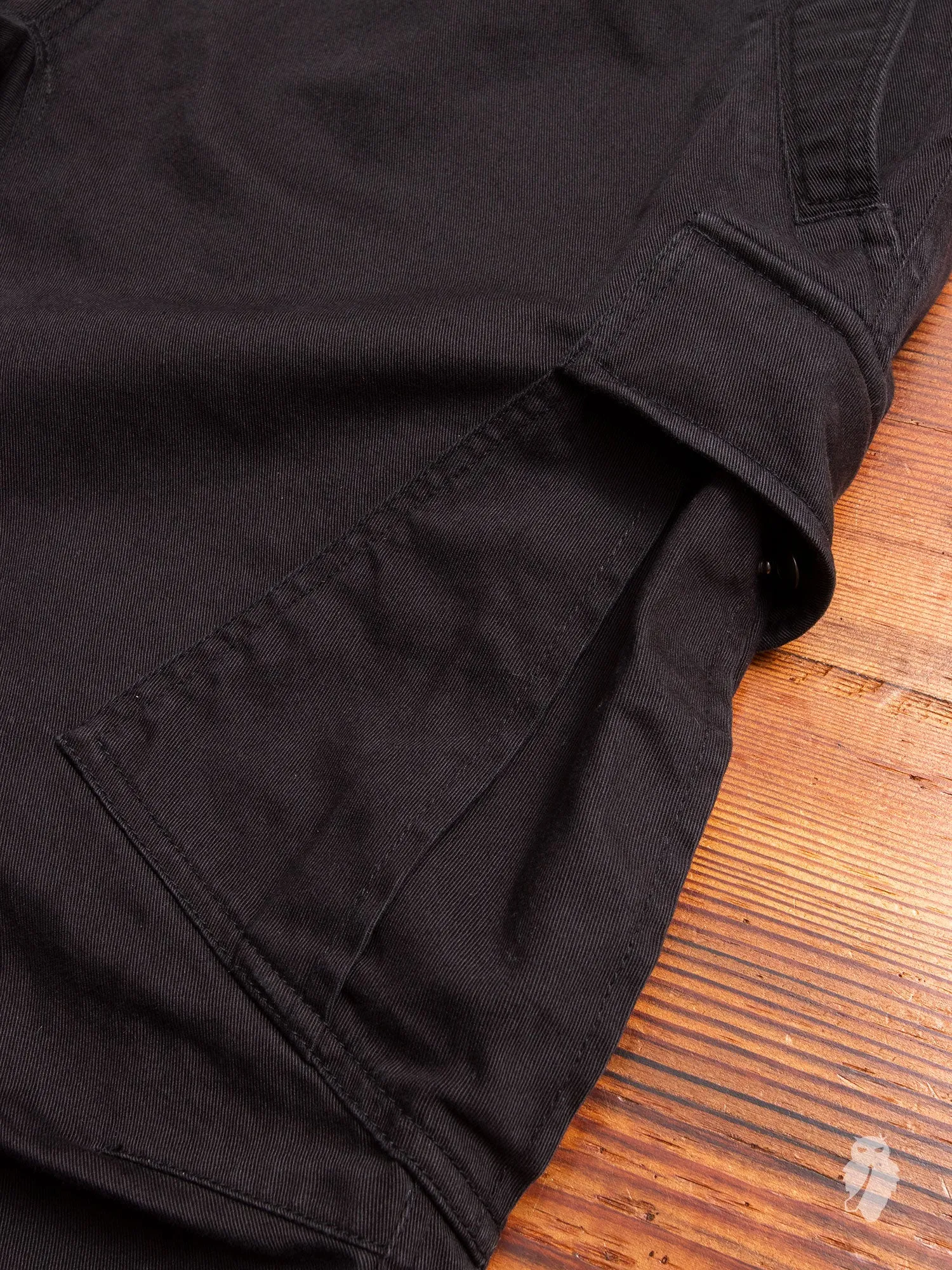 MA Cargo Trackpants in Black
