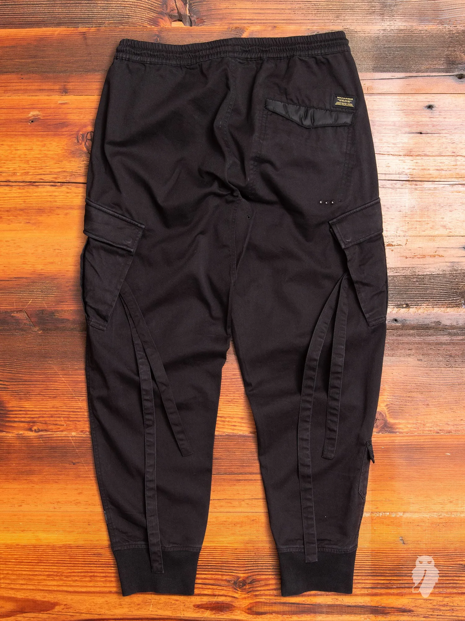 MA Cargo Trackpants in Black