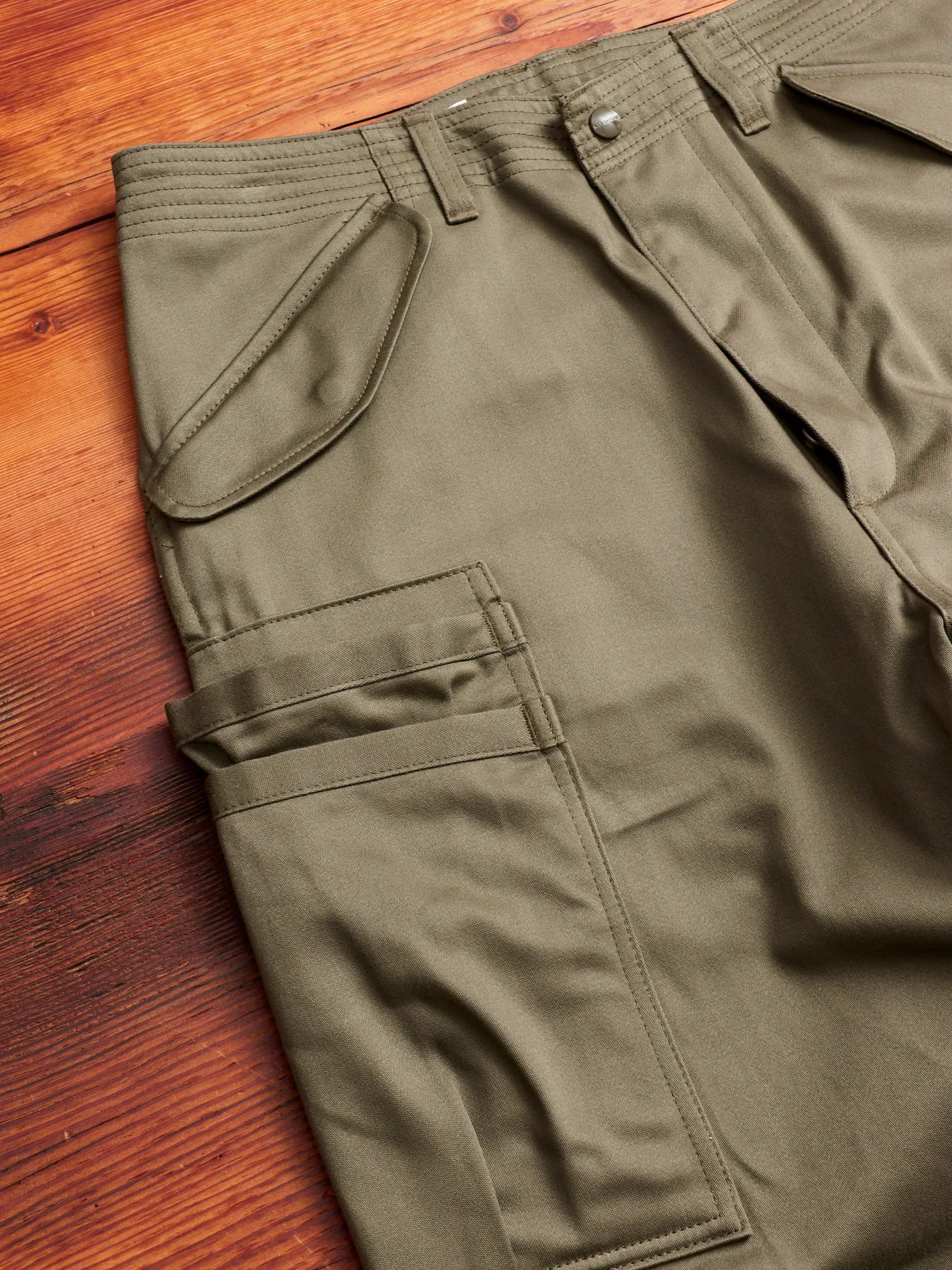 Overgrown Pants in Olive Military Satin